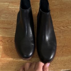 Clark Collection Woman’s Boots 