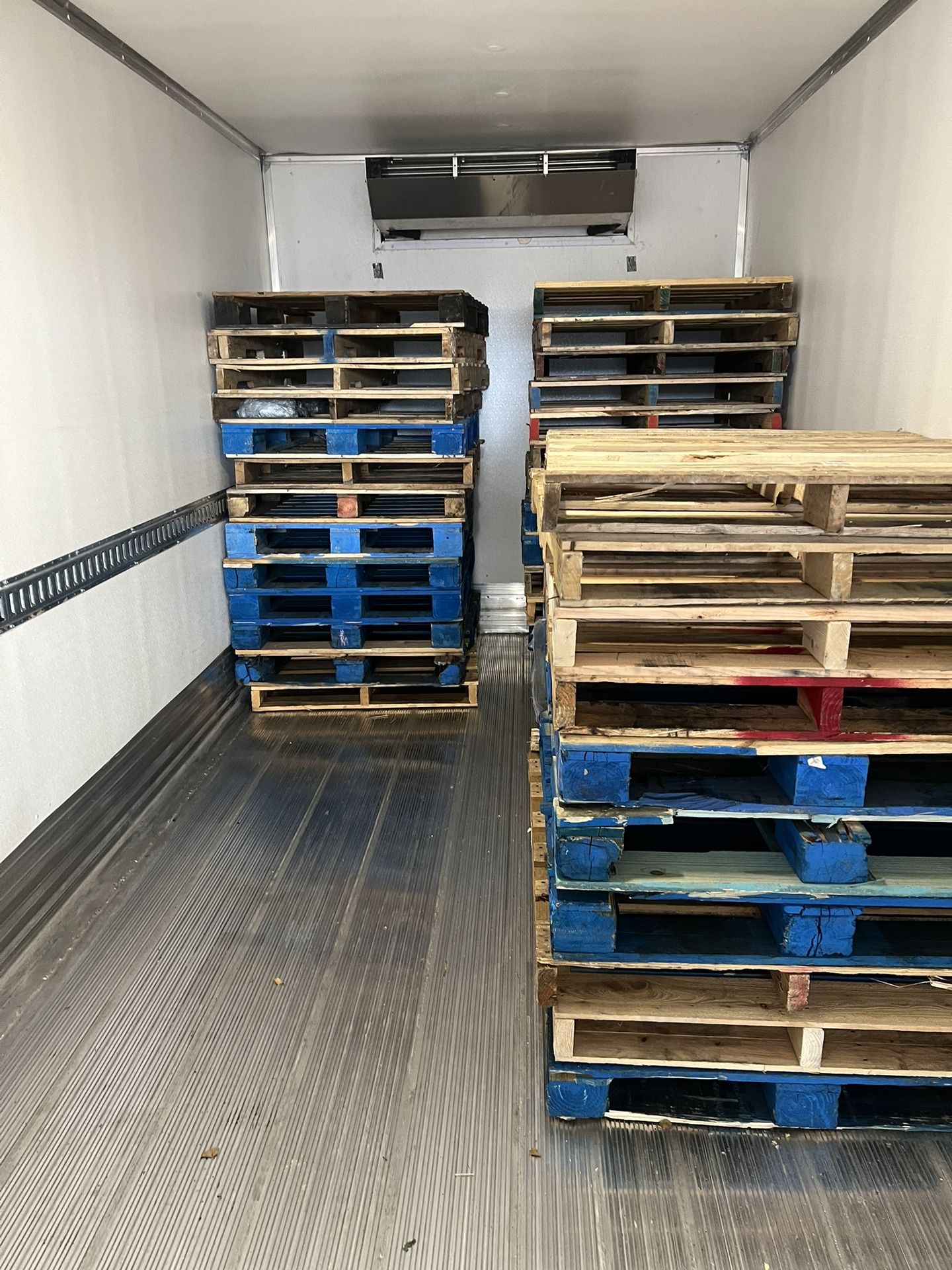 Pallets For Sale for Sale in Pompano Beach, FL OfferUp