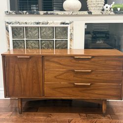 Gorgeous Teak Walnut Credenza / Sideboard 