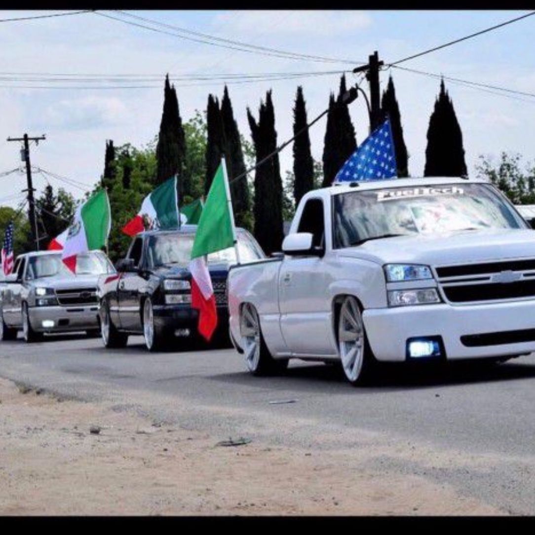 USA/Mexico Flags