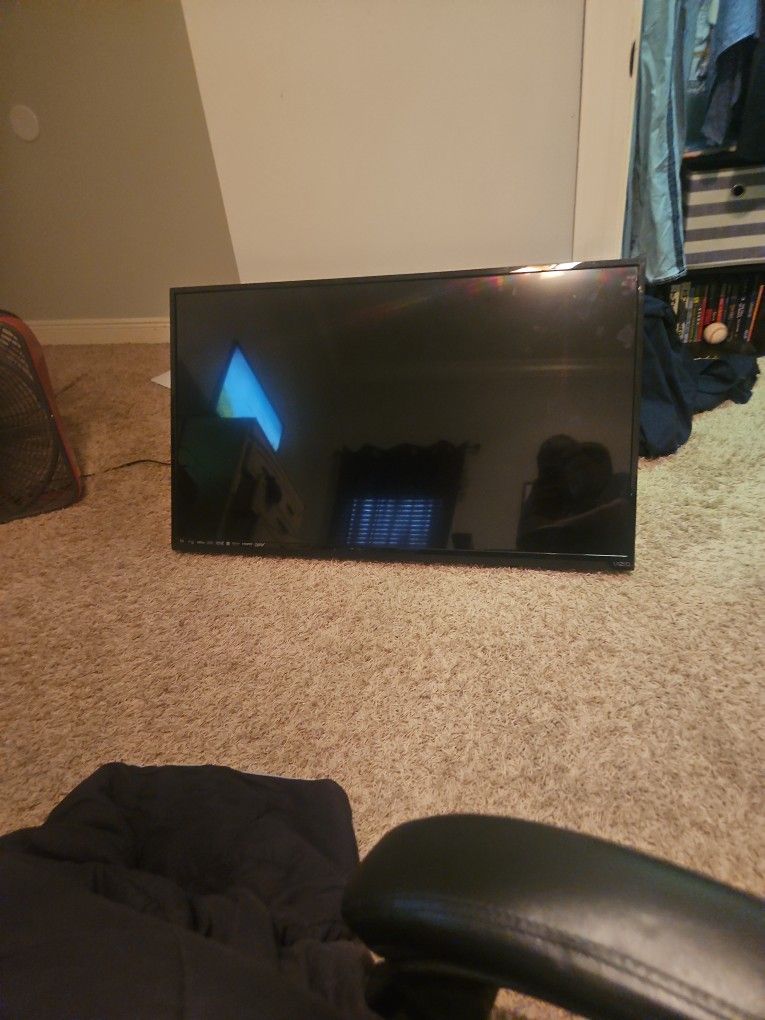 47" Vizio TV