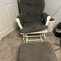 Nursery Rocking Chair 