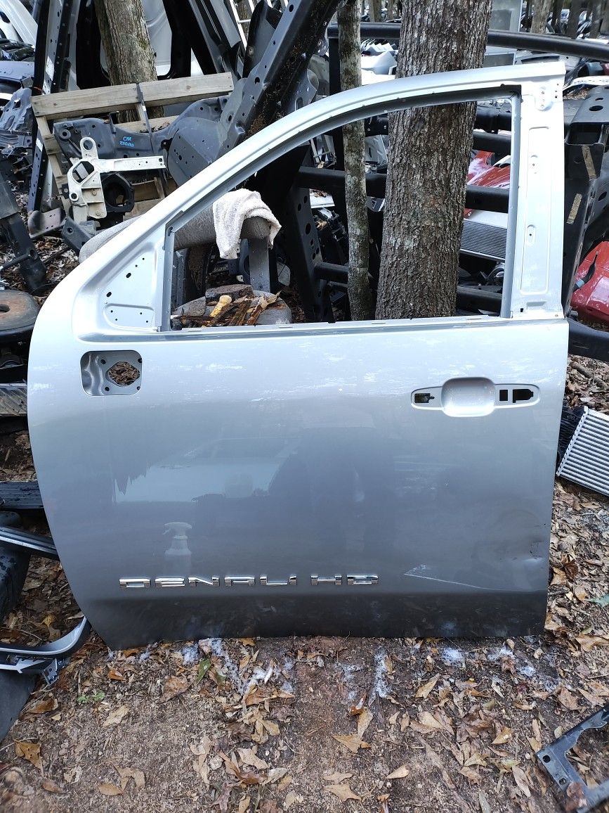 20/20 To 2023 GMC Denali 2(contact info removed) Drivers Front Door OEM Original