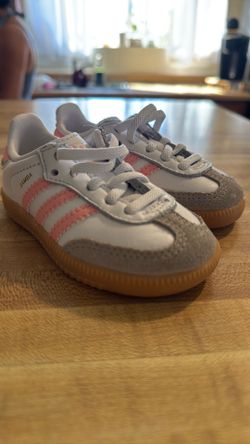 Toddler adidas sambas