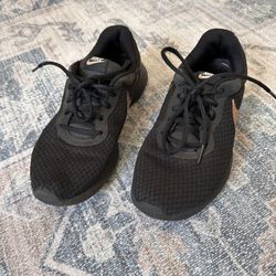 Nike Running Shoes Size 7.5 Women’s Black 