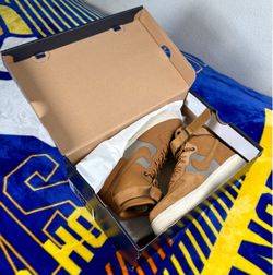 Nike Air Force 1 , High '07  Premium Sneakers feature a rugged Wheat suede upper complemented by distinct two tone laces SIZE 9 MEN