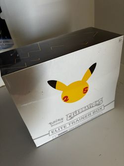 Pokemon Celebrations Elite Trainer Box