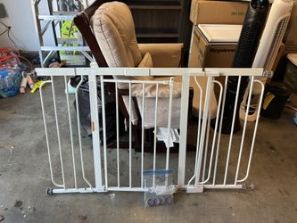 Regalo Easy Step 49 Inch Extra Wide Baby Gate