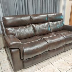 Reclinable Sofa