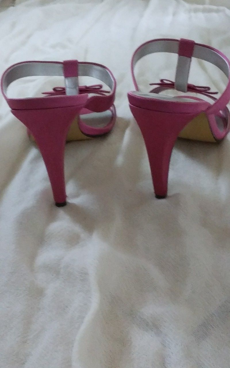 Alfani Georgous Pink heels