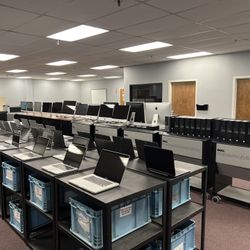 Apple 27” iMac Computer i5-4570 8G, 256 SSD