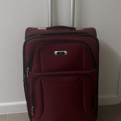 Skyway Suitcase 23” x 14” – 4 Wheels