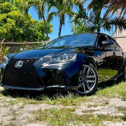 2017 Lexus IS
