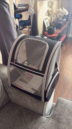 Texsens Soft-Sided Pet Carrier – Black/Gray – Good Condition