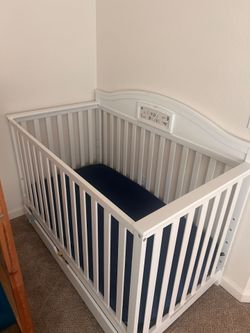 Graco Story 5-in-1 Convertible Crib with Drawer + Mattress + Mattress Protector