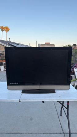 42” Vizio TV