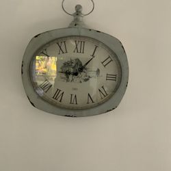 Clock Vintage Metal Gray