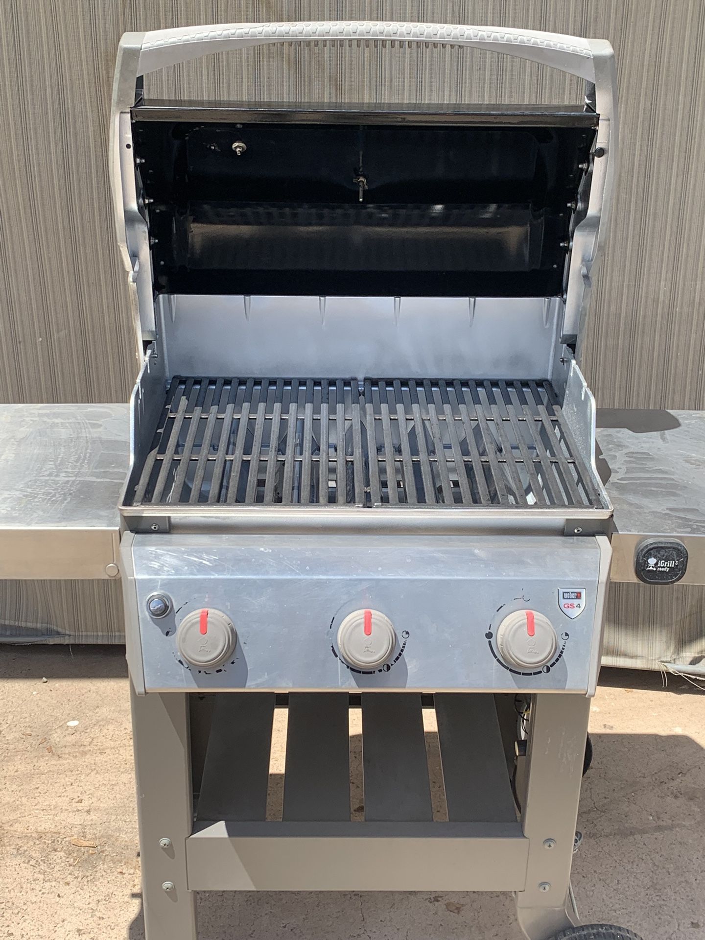 Weber Spirit E-310 BBQ Grill 3 Burners Propane For Sale