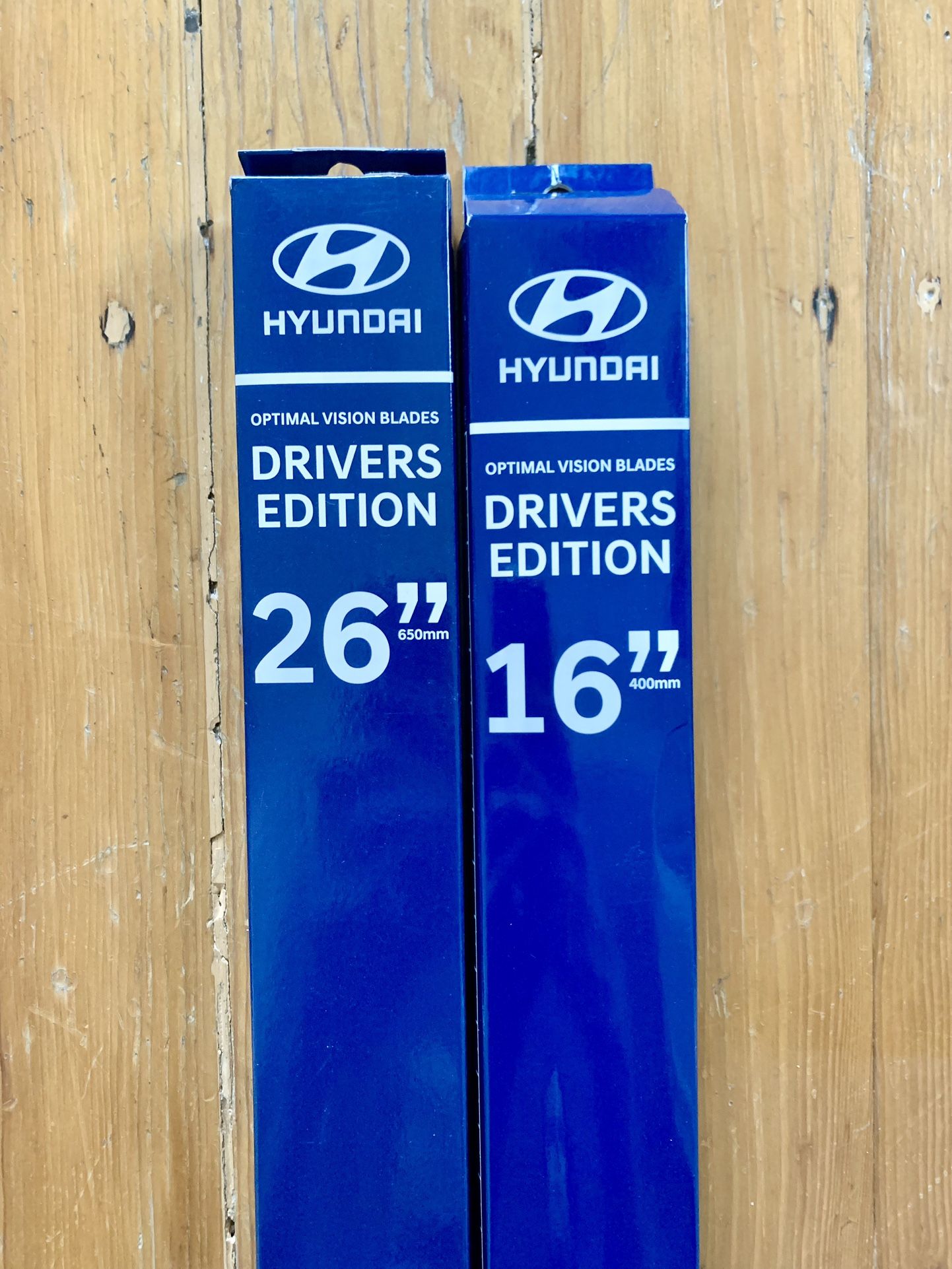 NEW IN BOX Hyundai Front Wiper Blades