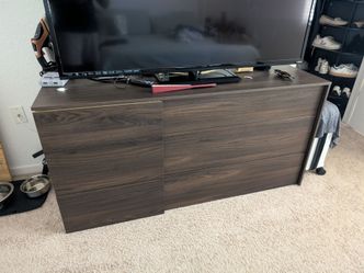 Modern dresser