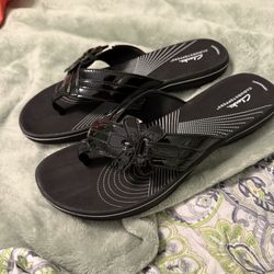 Black Clark’s Sandals Sz 11