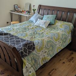 Queen Sleigh Bed with matching Nightstand and Box Spring