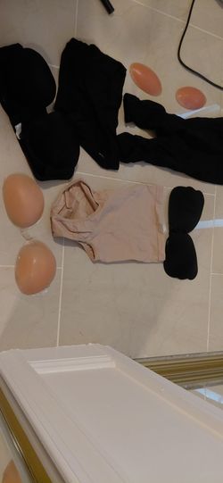 Womens Body Wrap And Bras All $20