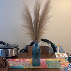 Pampas With Vase