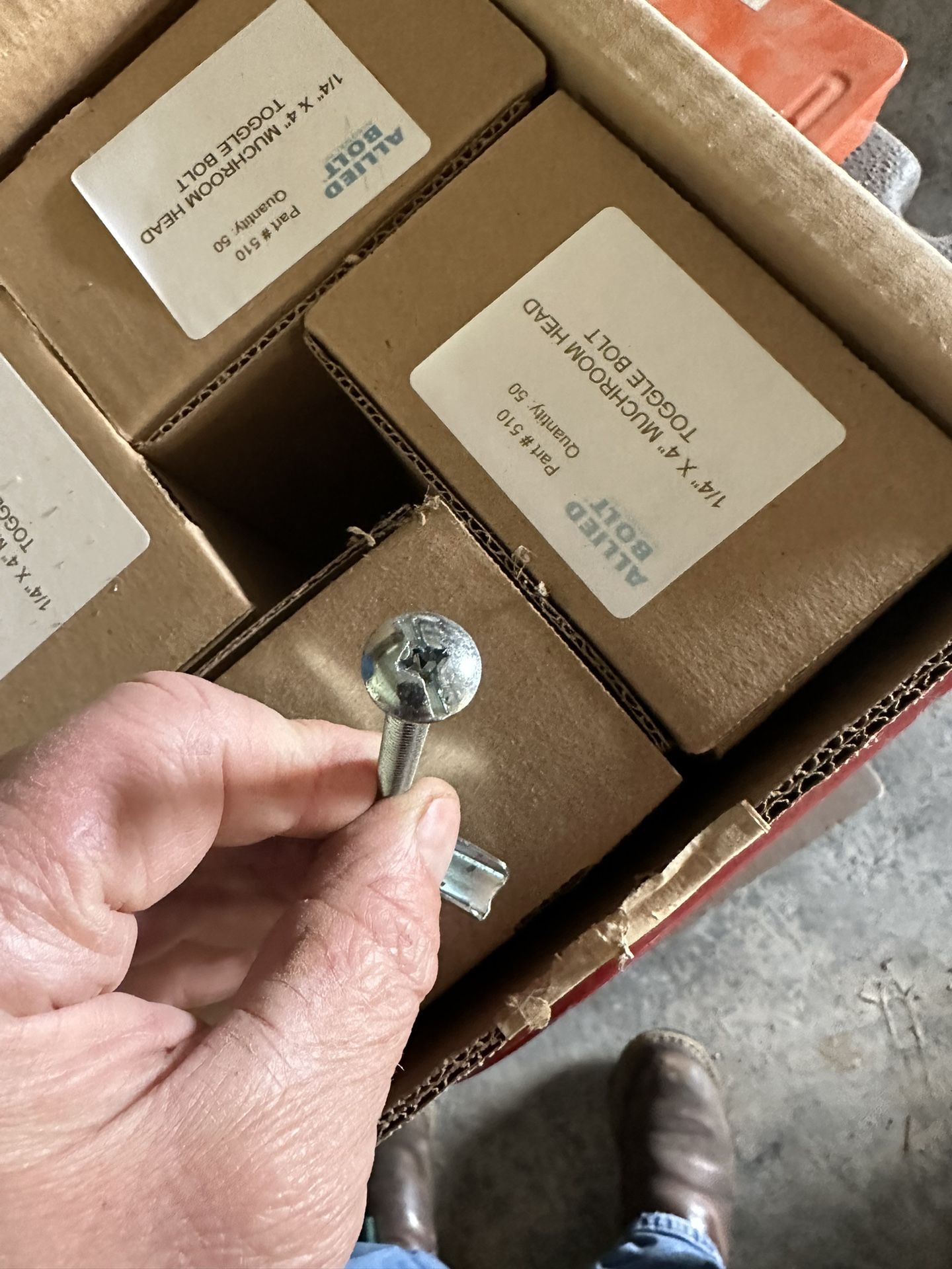 1/4” X 4“ Mushroom Head Toggle Bolt