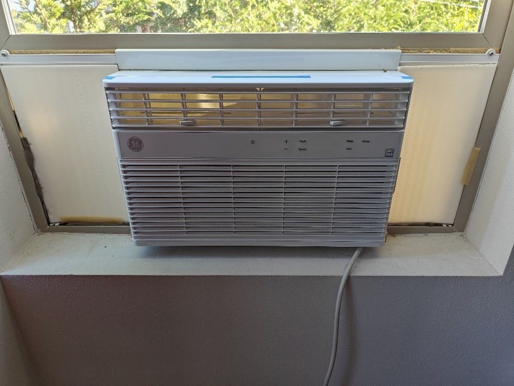 GE 8000 BTU Smart Window Air Conditioner| Wifi Enabled |