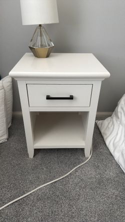 Bed side table