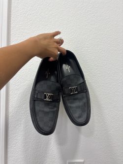 Men’s LV loafers
