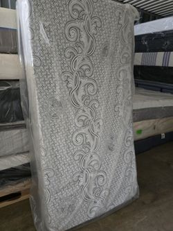 Twin Mattress And Box Spring new
