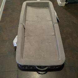 Used Foldable Toddler Bed