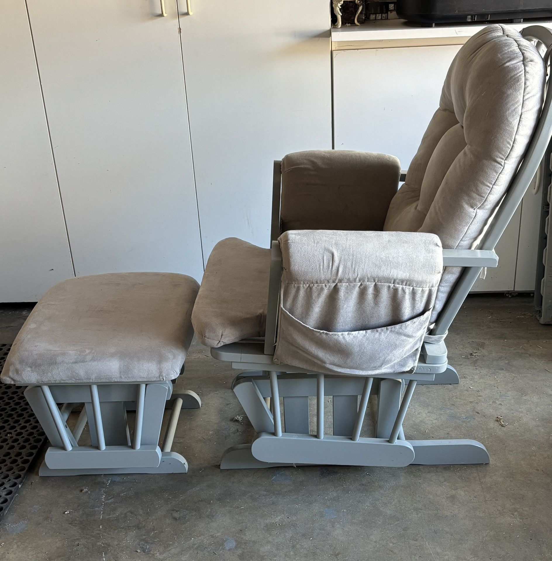 Rocking Chair With Foot Rest