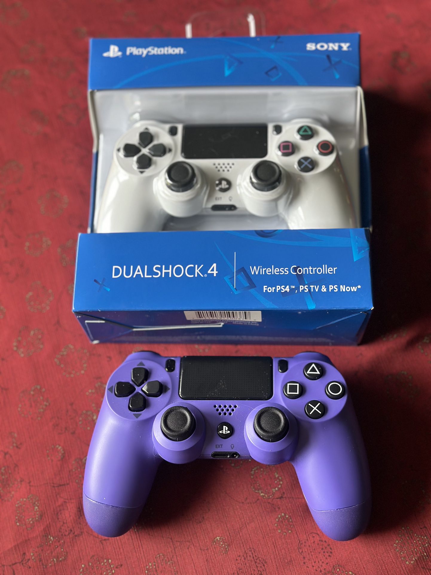 2X Bundle PlayStation 4 DualShock PS4 Controller Purple And White