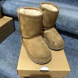 Ugg Boots Toddler Size 7