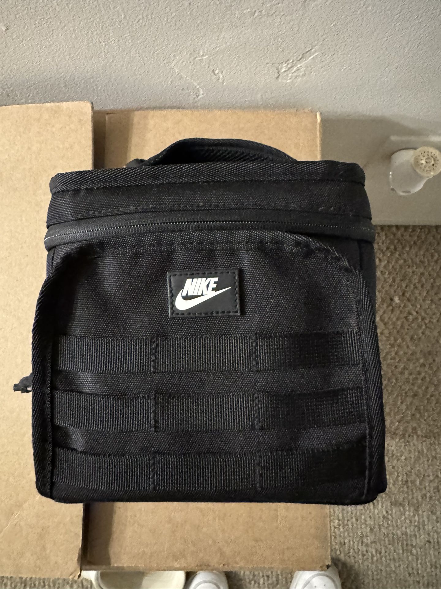 Nike Lunchbox