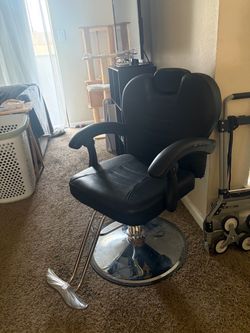 Salon/barber chair