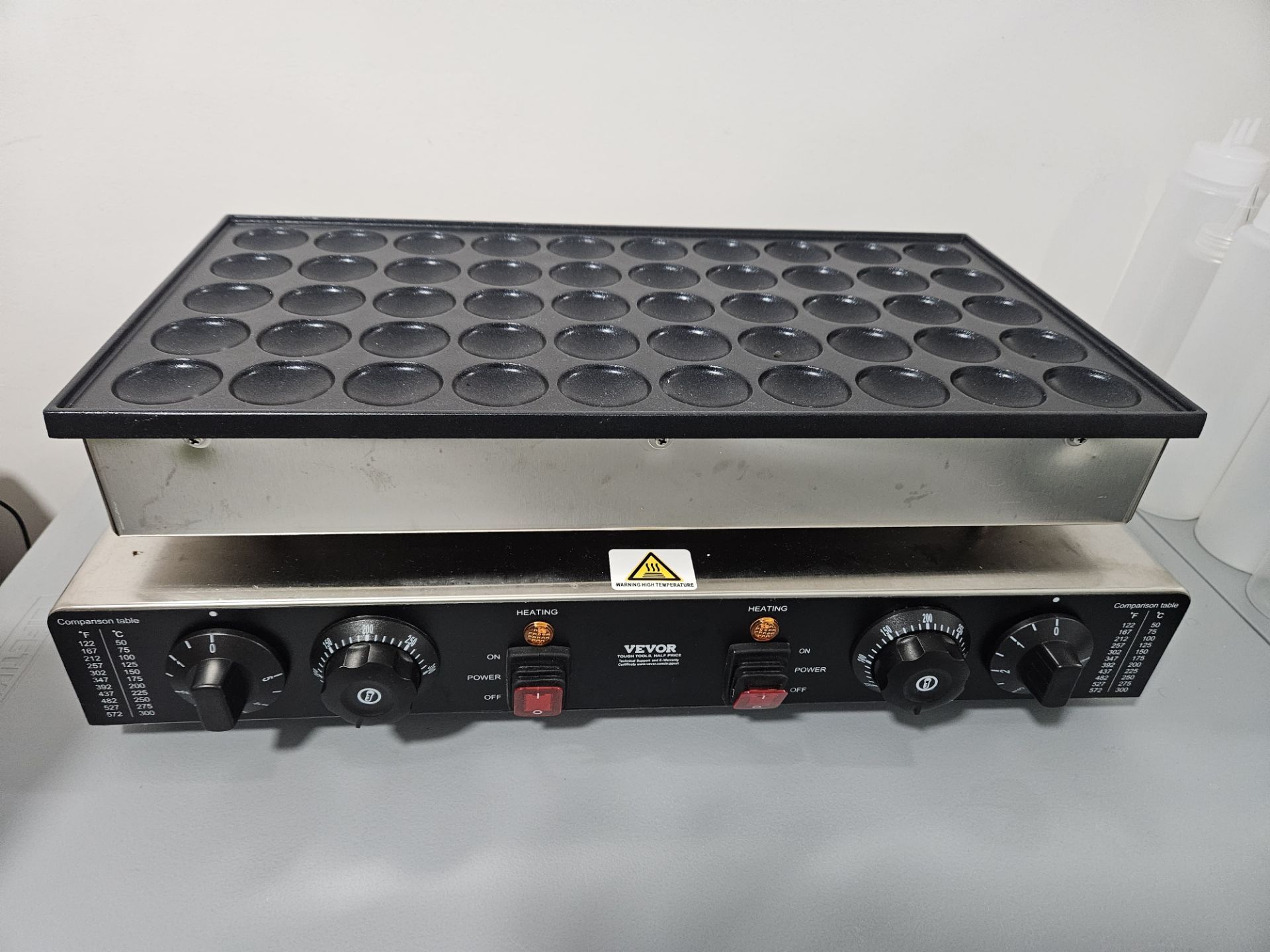 Mini pancake machine