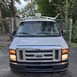2008 Ford E-350