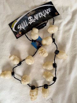 Skull light up Necklace