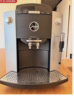 Jura Impressa F7 Super Automatic Espresso Machine