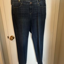 Landsend Woman’s mid rise bootcut Jean. Size 14. Mint condition.