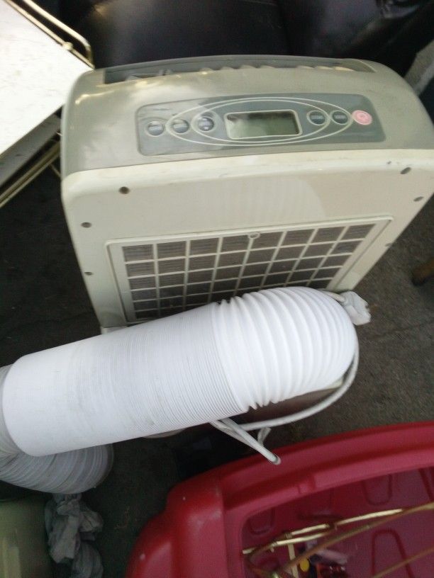 AC Unit As Is + More