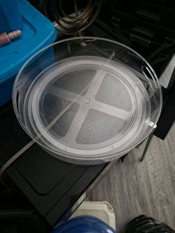 Rotating tray
