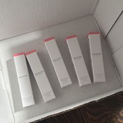 Artistry , Nutrilite 