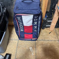 Tommy Hilfiger Soft Case Travel Luggage