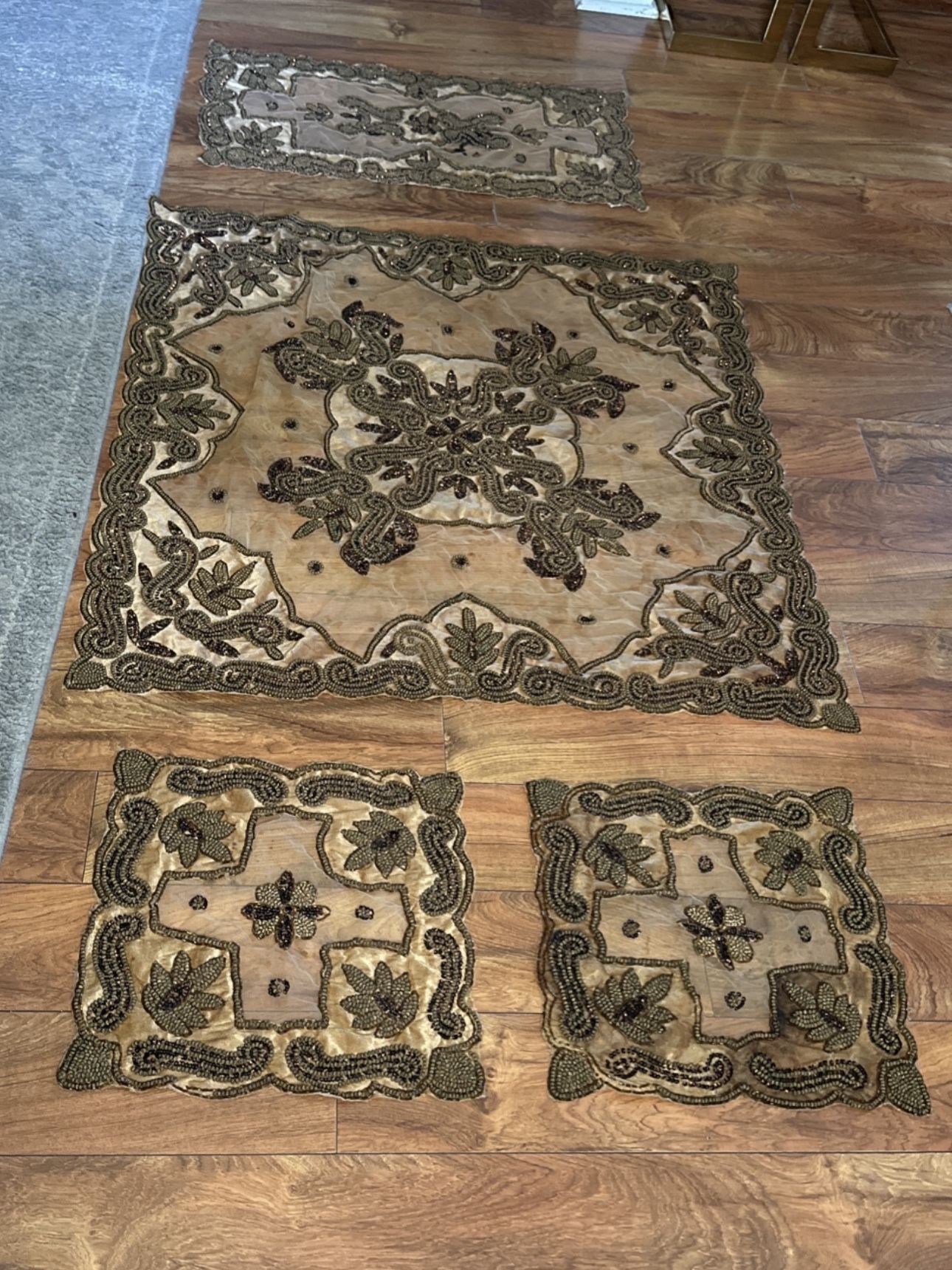 Table Runner 
