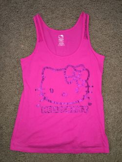 Woman’s Hello Kitty Shirt Size Medium 7/9